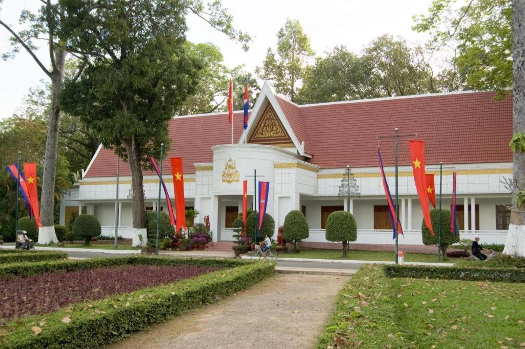 Popular Residence Hotel Сиемрип Экстерьер фото